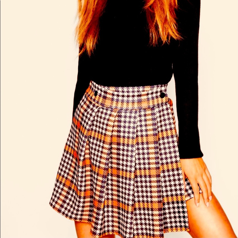 Boohoo Dogtooth Pleated Wrap Mini Skirt